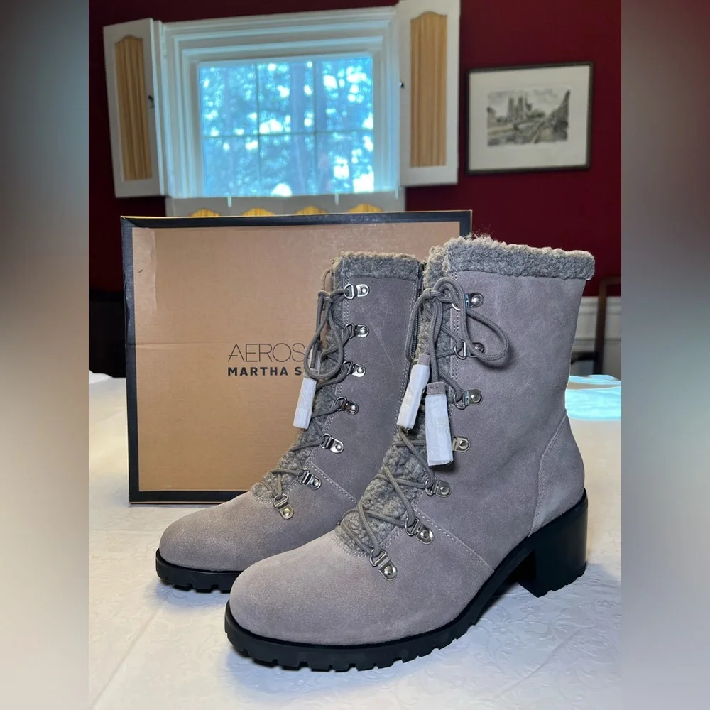 AEROSOLES Suede Gray Winter Boots - Picture 1 of 12